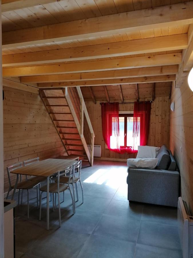 La Ferme De Lucien Apart otel Sallenoves Dış mekan fotoğraf